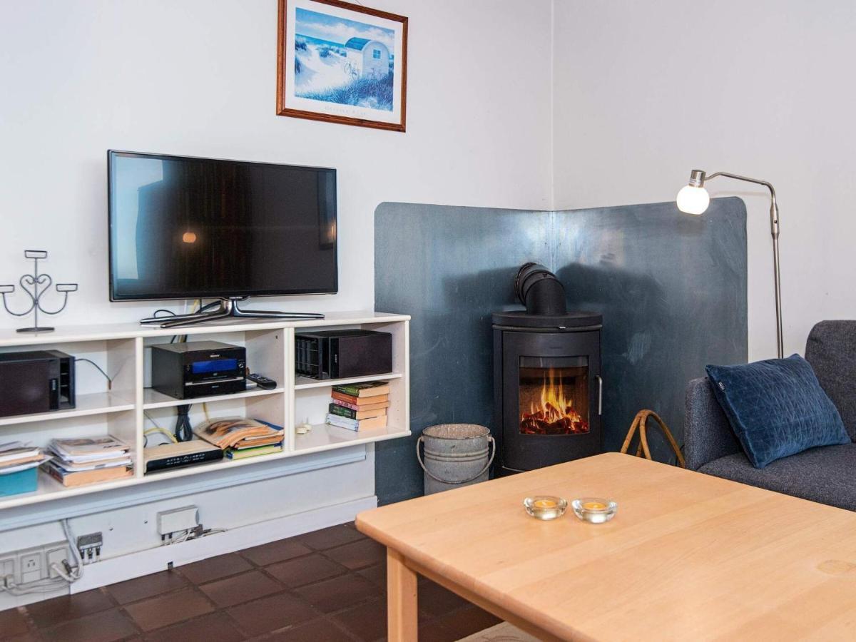 6 Person Holiday Home In Henne Henne Strand Exterior photo